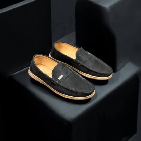 Step loafer (Black Color)